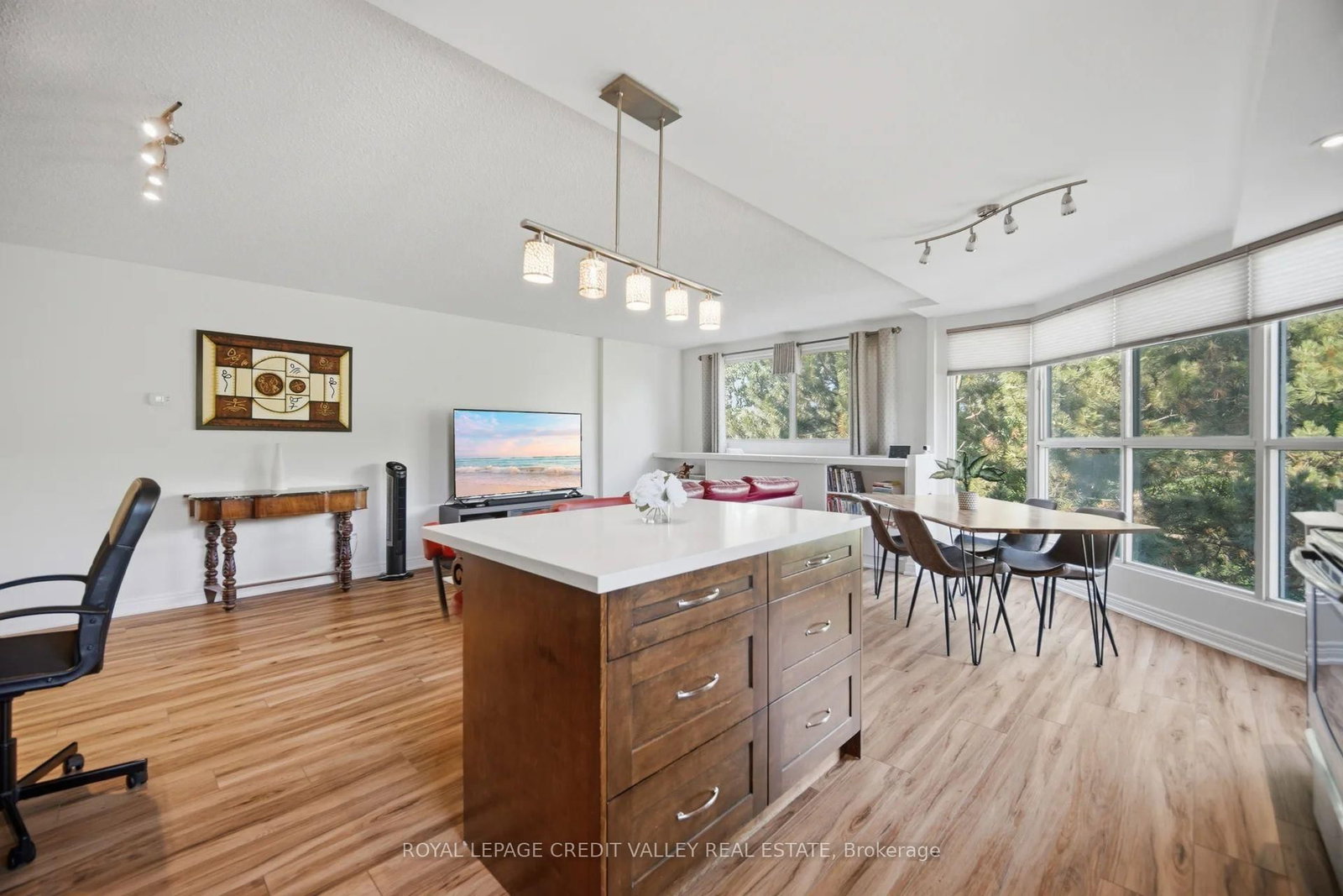 8351 Mclaughlin Road E • #407 • Brampton, ON photo 18