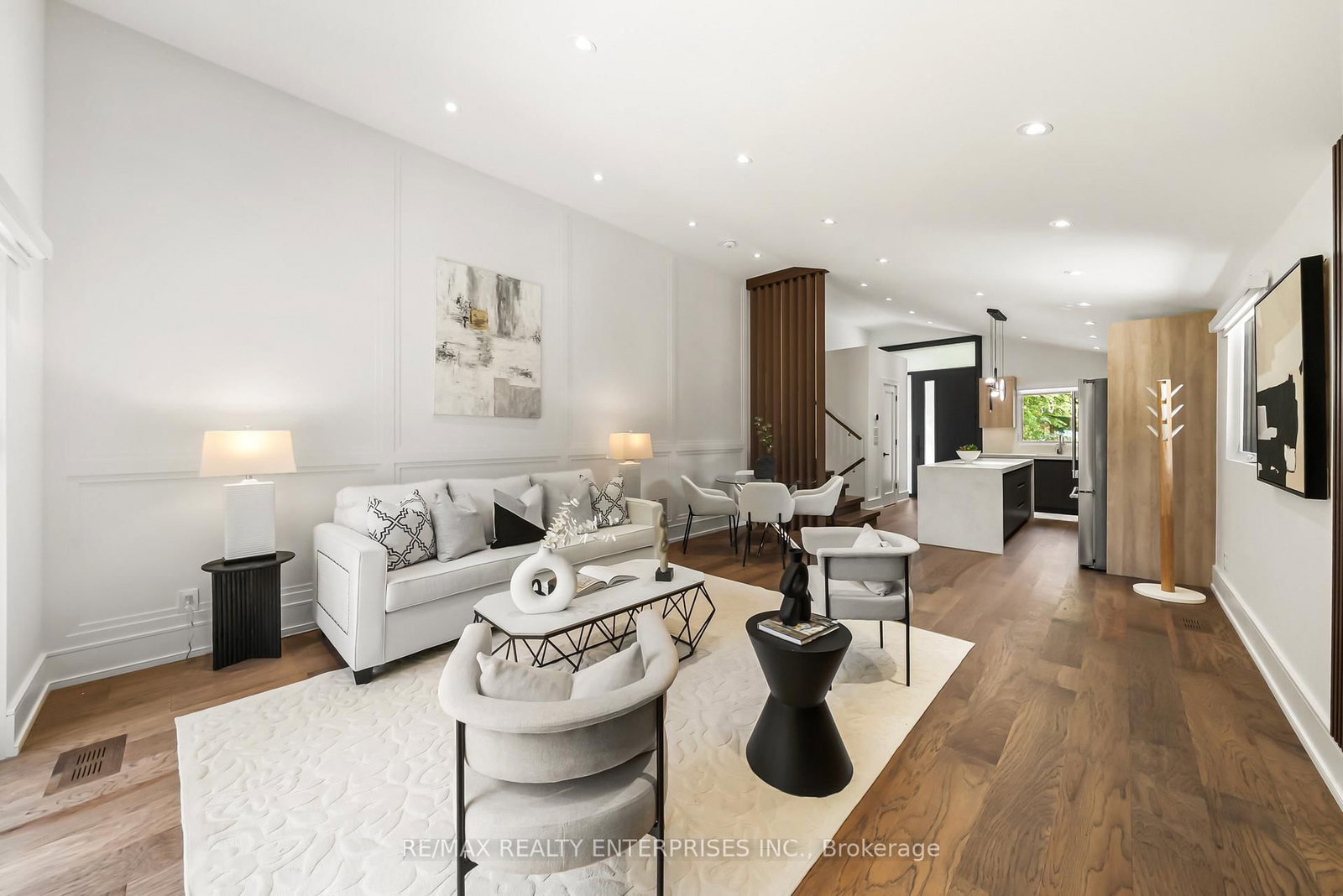 1495 Thetford Court • Mississauga, ON photo 12