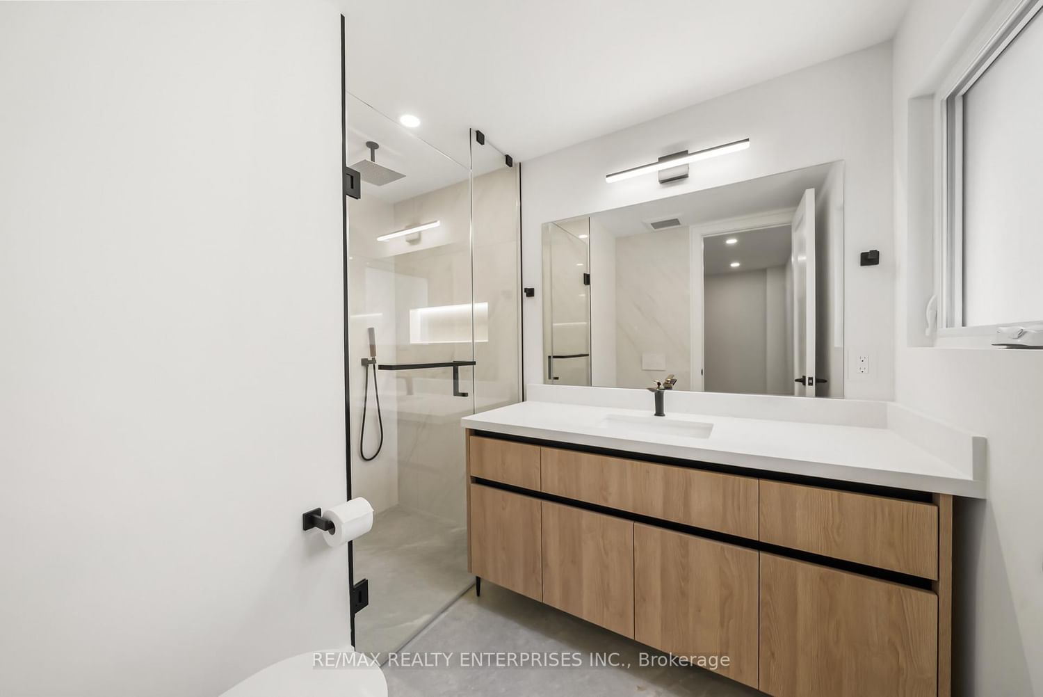 1495 Thetford Court • Mississauga, ON photo 21