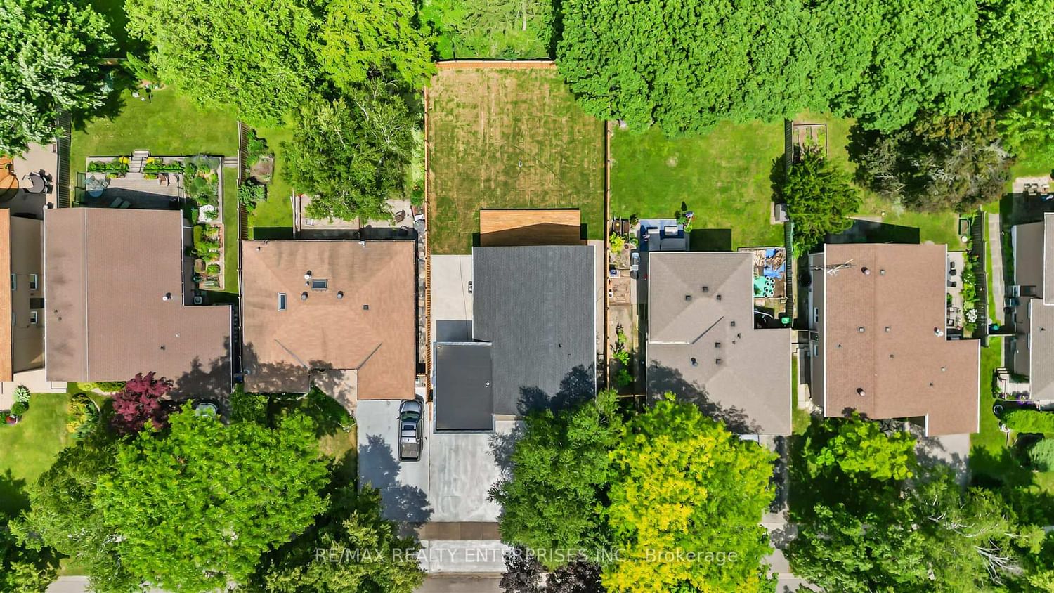 1495 Thetford Court • Mississauga, ON photo 38