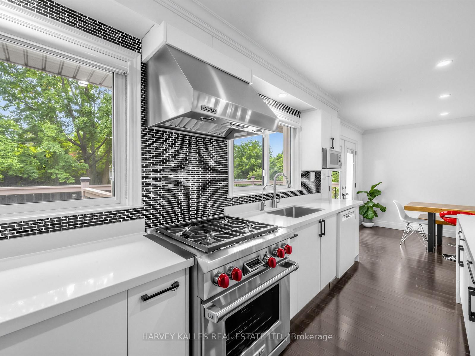 1228 Pallatine Drive • Oakville, ON photo 15