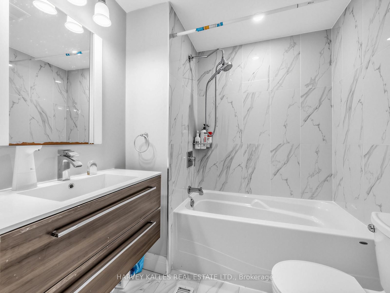 1228 Pallatine Drive • Oakville, ON photo 21