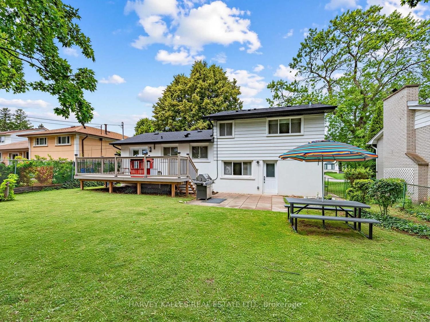 1228 Pallatine Drive • Oakville, ON photo 37