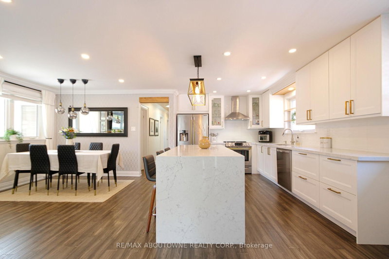 3302 Cardross Mississauga,ON L4X 2N2 — Photo 9