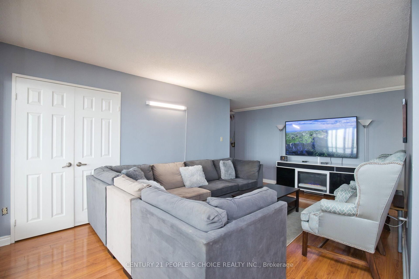 100 County Court Brampton,ON L6W 3X1 — Photo 11