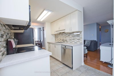 100 County Court Brampton,ON L6W 3X1 — Photo 15
