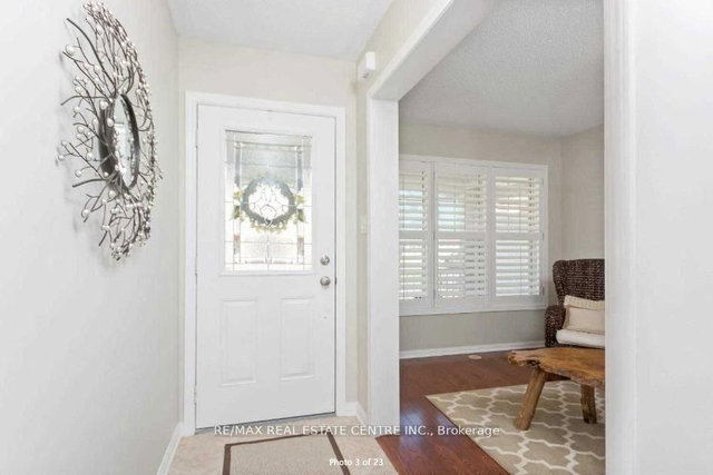 904 Zelinsky Crescent