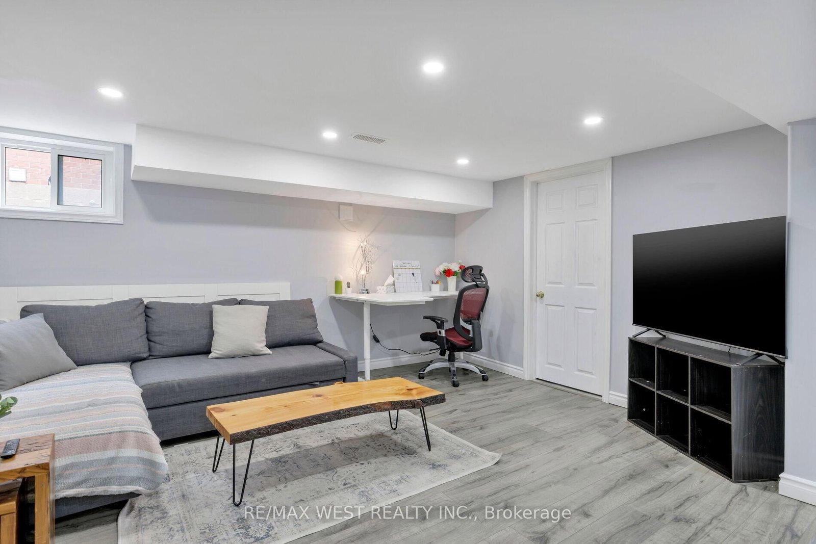 42 Stephen Drive • Toronto, ON photo 38