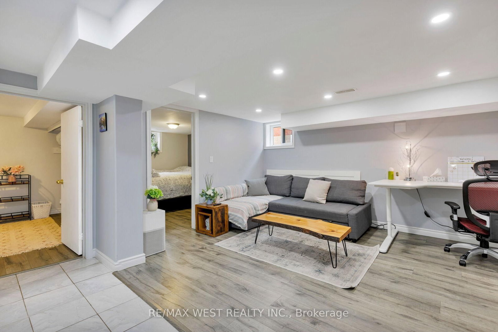 42 Stephen Drive • Toronto, ON photo 39