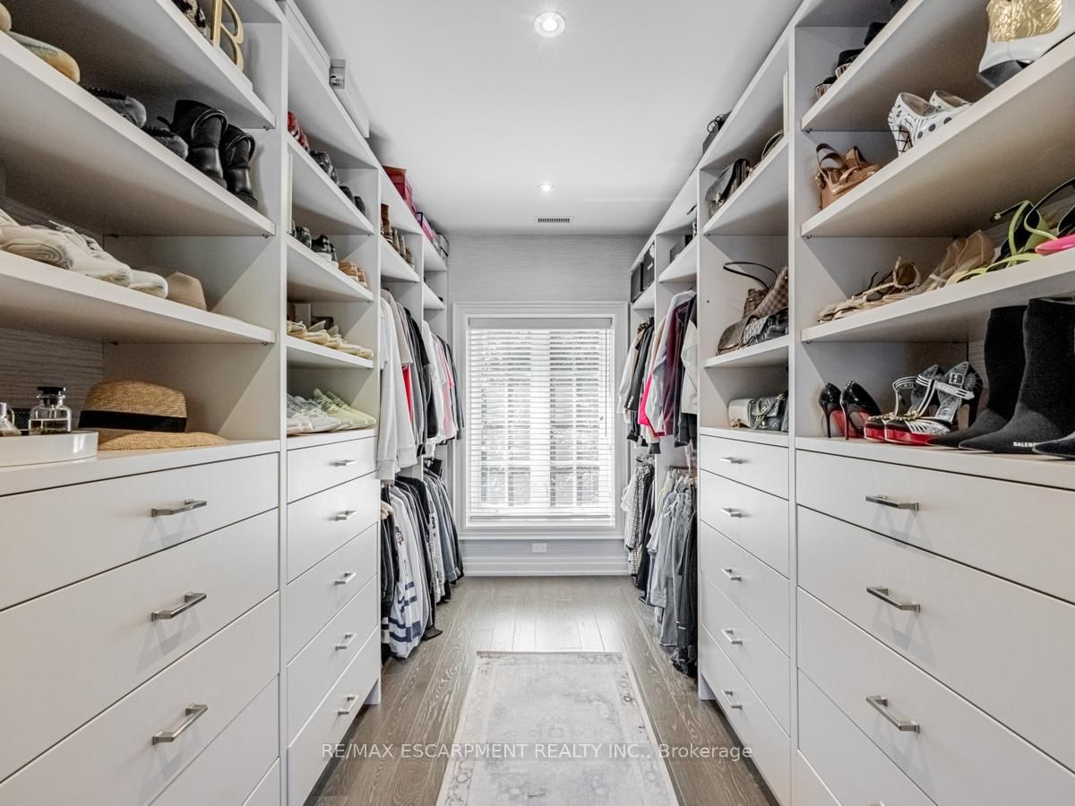 393 Maple Grove Drive • Oakville, ON photo 29