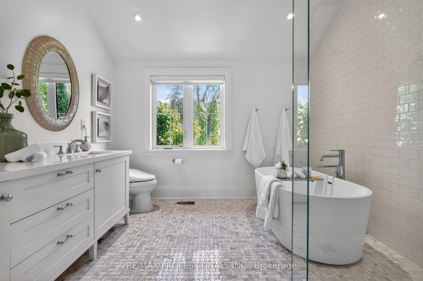 9 Bernice Avenue • Toronto, ON photo 24