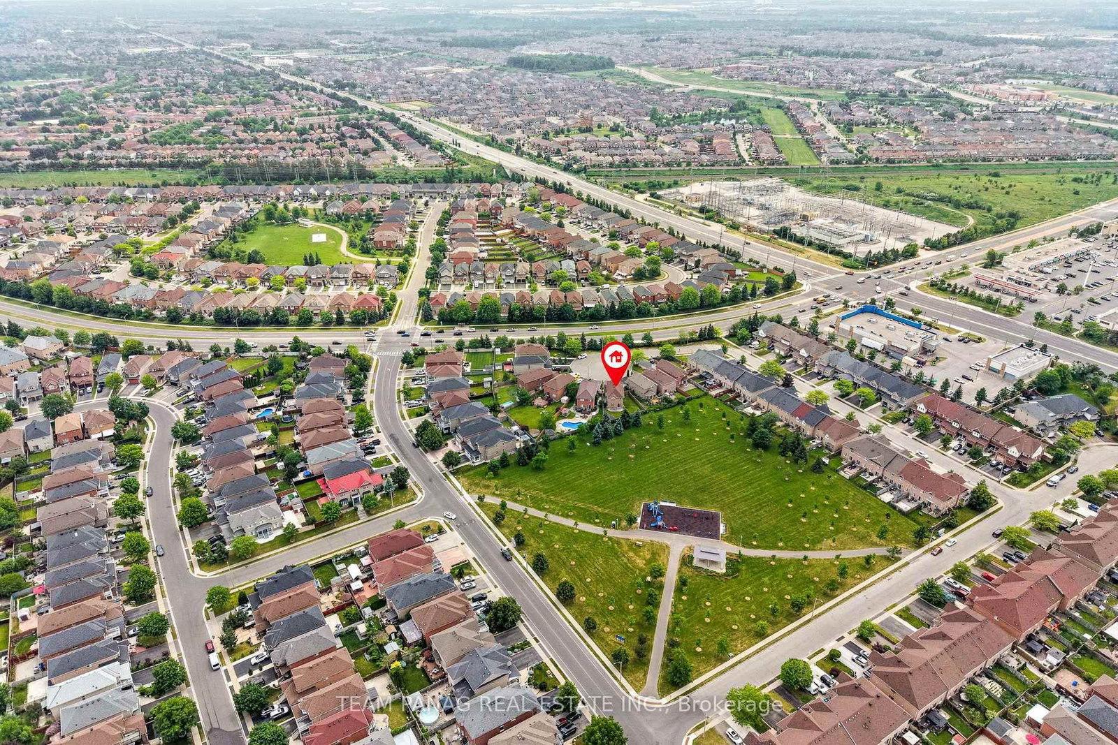 12 Stirrup Court • Brampton, ON photo 7