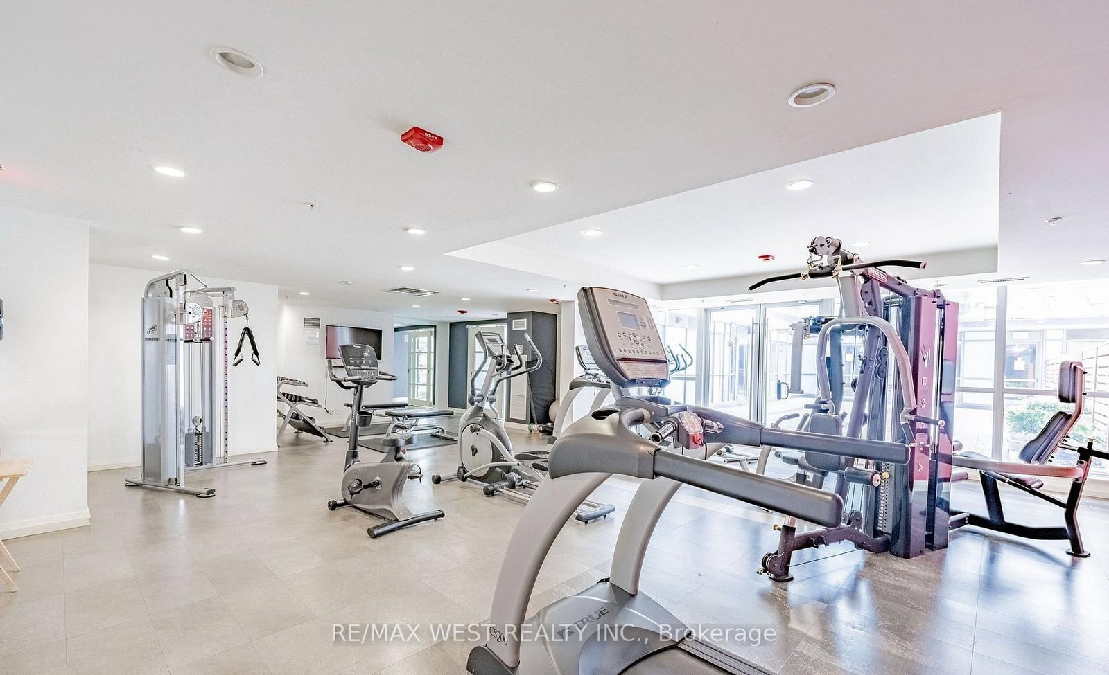 15 James Finlay Way • #627 • Toronto, ON photo 20