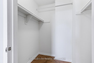 49 Queen Mississauga,ON L5G 4N6 — Photo 15