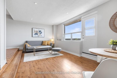 49 Queen Mississauga,ON L5G 4N6 — Photo 18