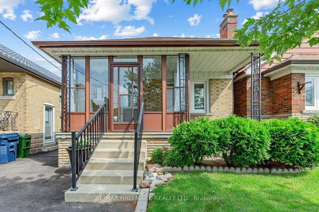 40 Bowie Avenue