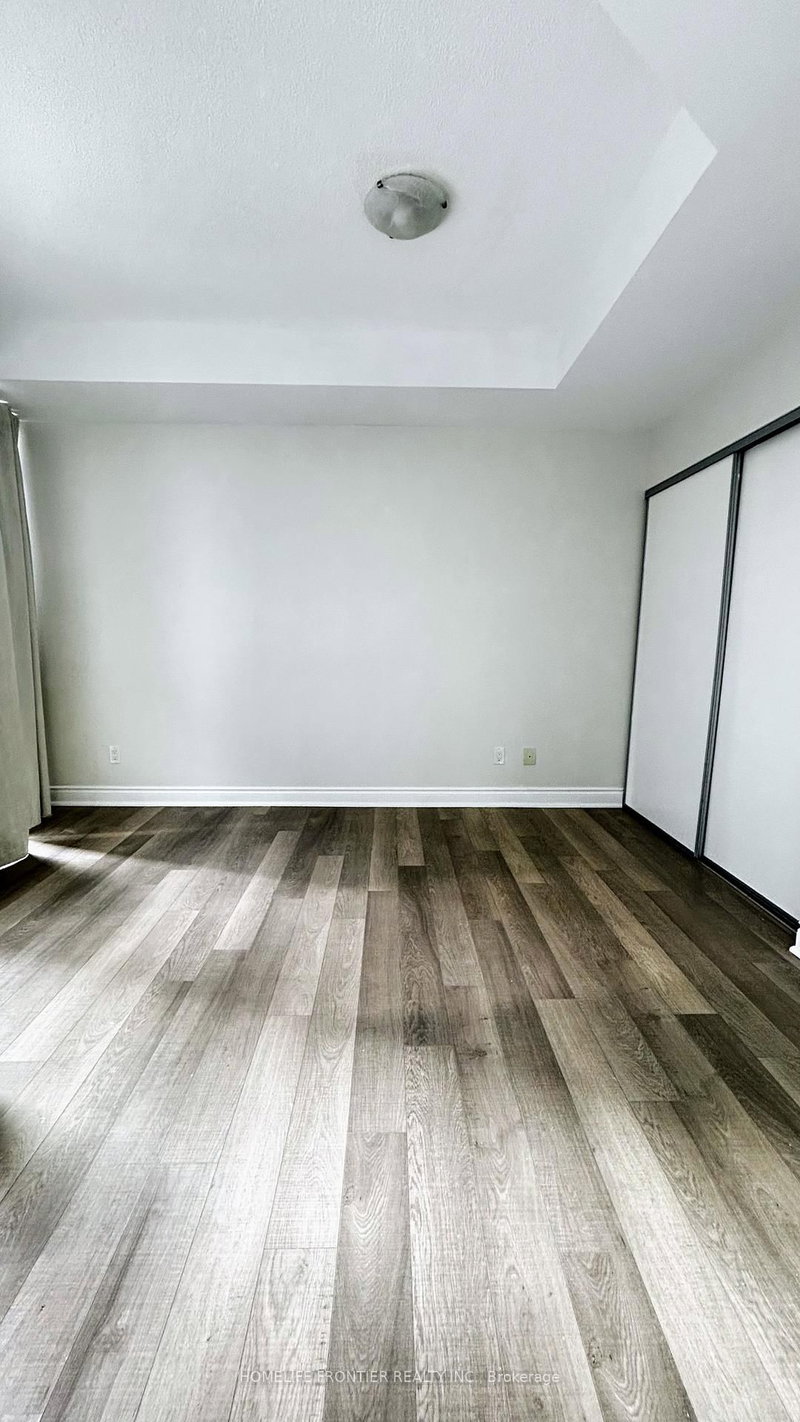 80 Marine Parade Toronto,ON M8V 0A3 — Photo 6