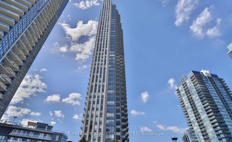 home for lease on 703-36 Park Lawn Road