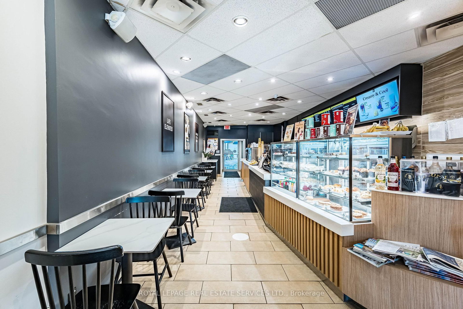 2340 W Bloor Street • Toronto, ON photo 4