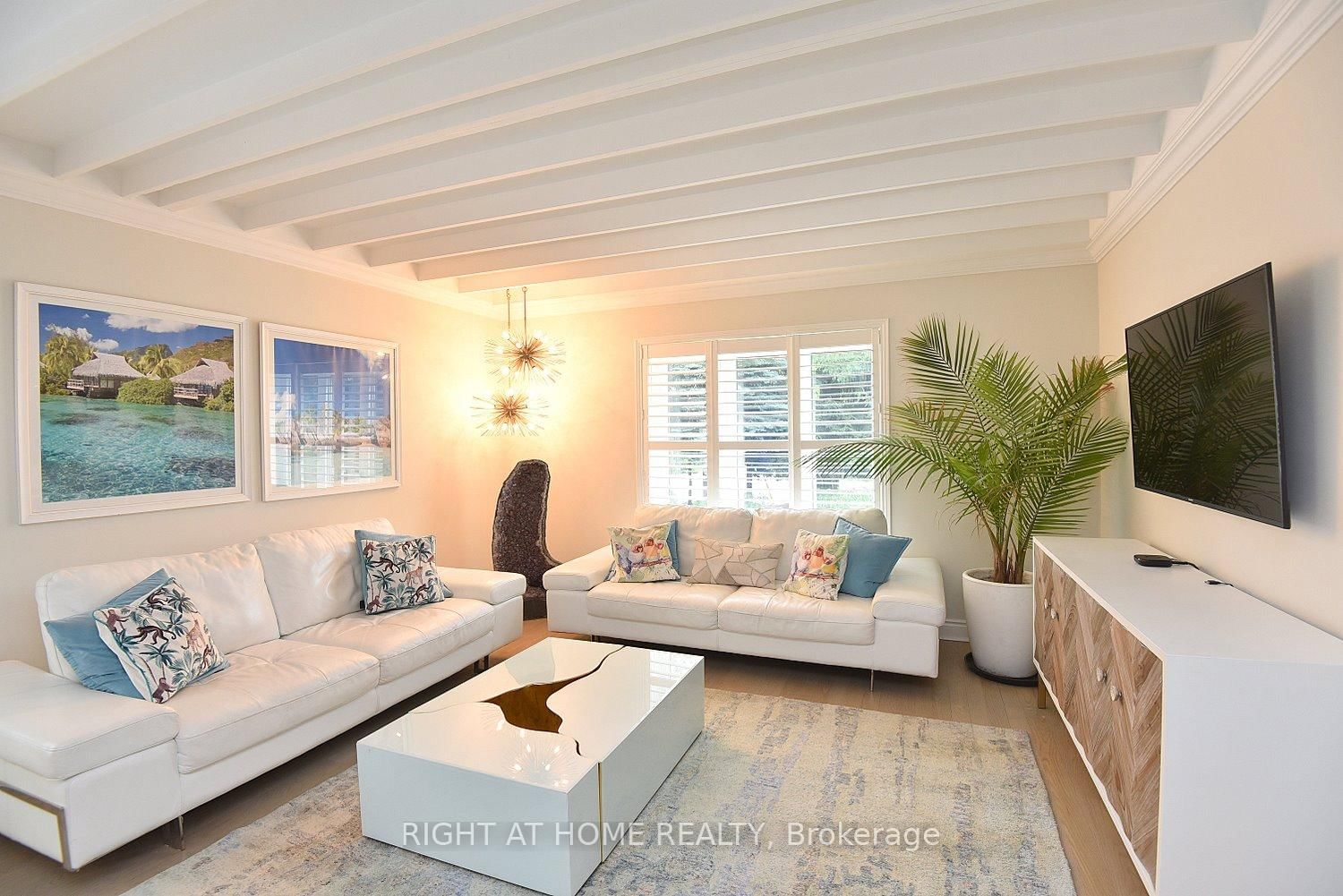 4299 Lakeshore Road • Burlington, ON photo 12