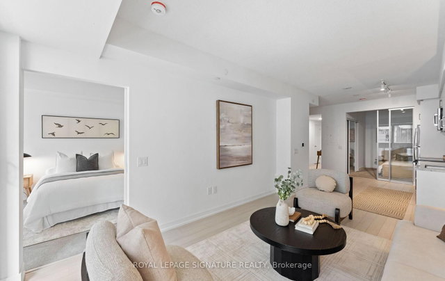 318 - 4010 Eglinton Avenue W