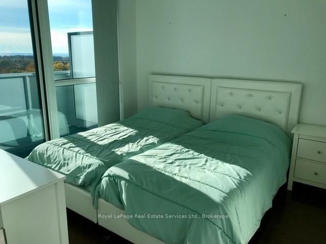 Room1