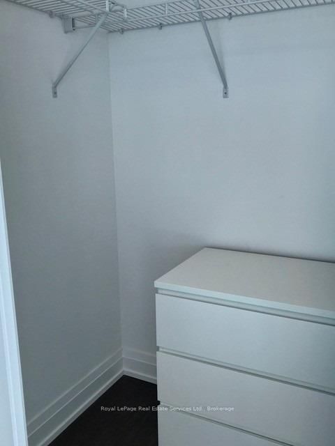 Room2