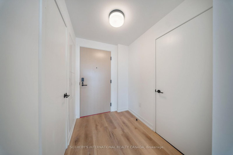 402 - 5 York Garden Way