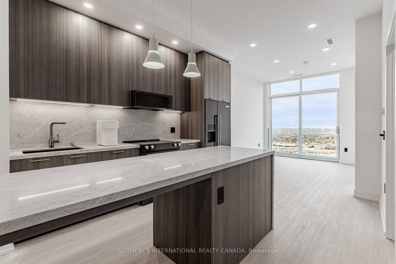 505 - 31 York Garden Way
