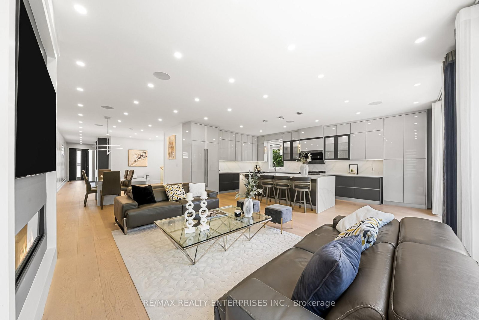 1362 Kenmuir Avenue • Mississauga, ON photo 12