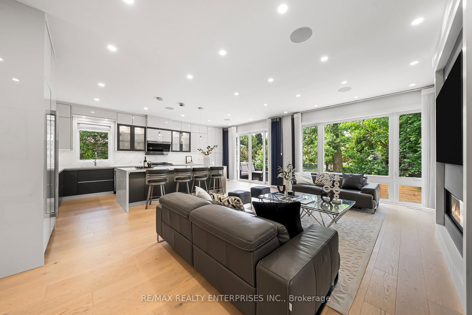 1362 Kenmuir Avenue • Mississauga, ON photo 13
