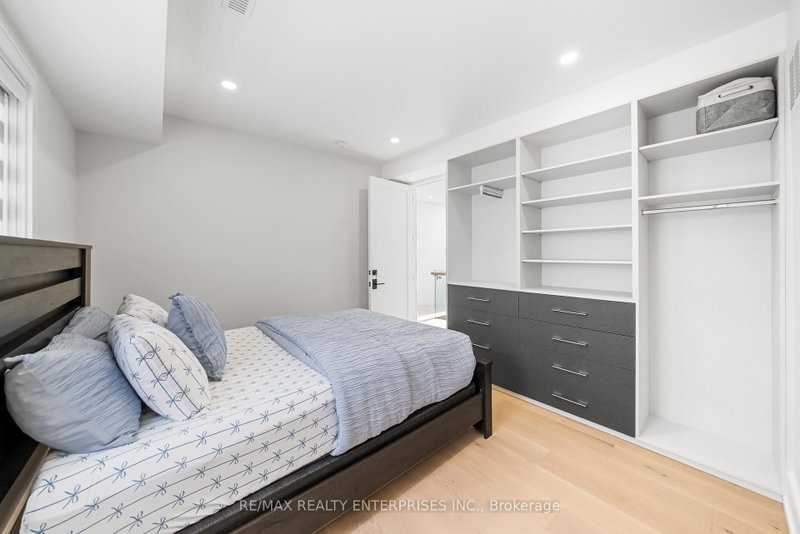 1362 Kenmuir Mississauga,ON L5G 4B4 — Photo 21
