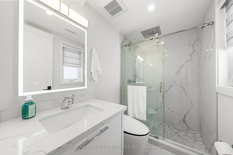1362 Kenmuir Mississauga,ON L5G 4B4 — Photo 23