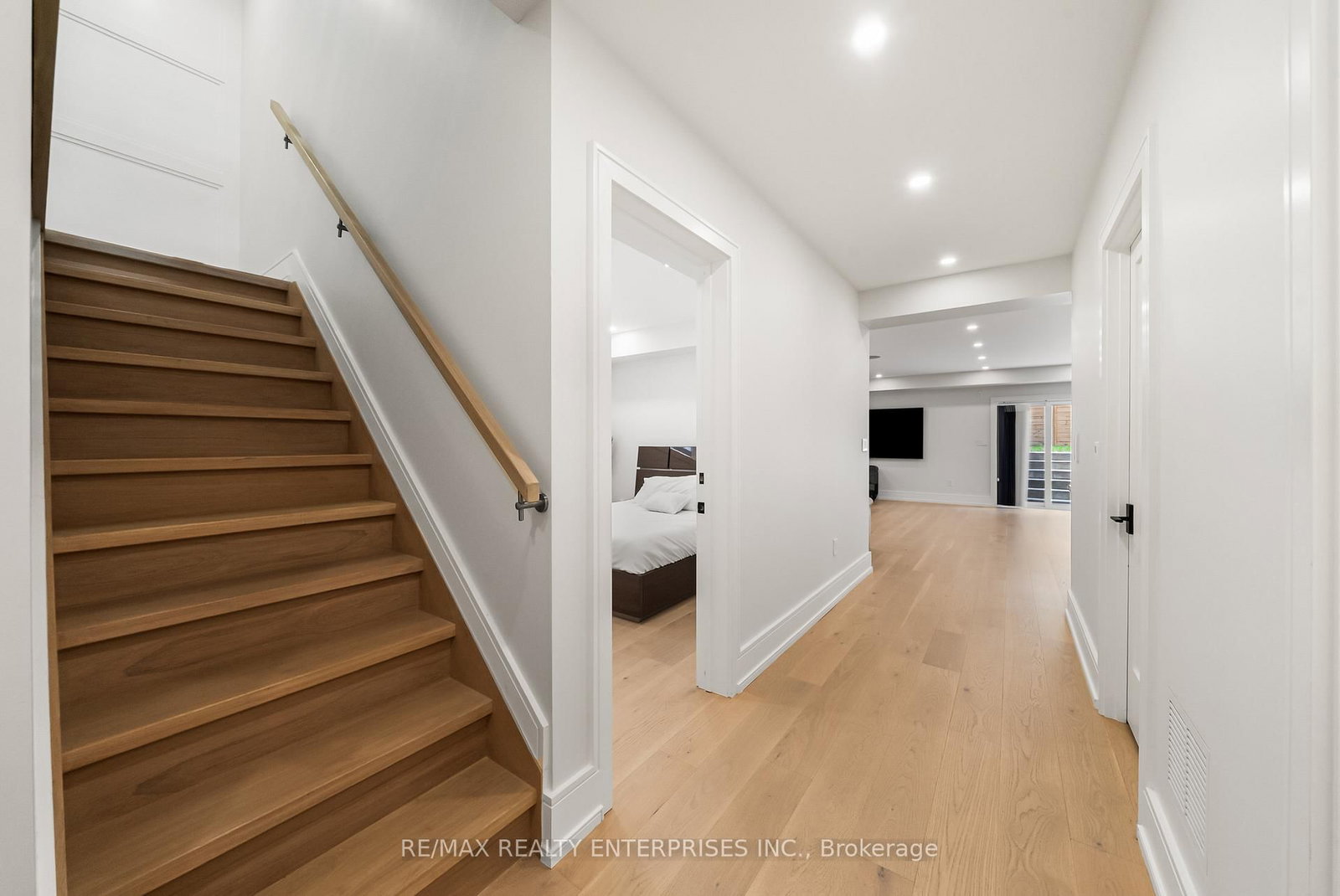 1362 Kenmuir Avenue • Mississauga, ON photo 32