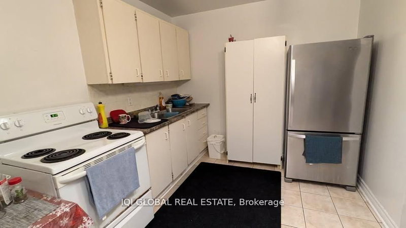 Basement Unit 1 - 2608 Islington Avenue