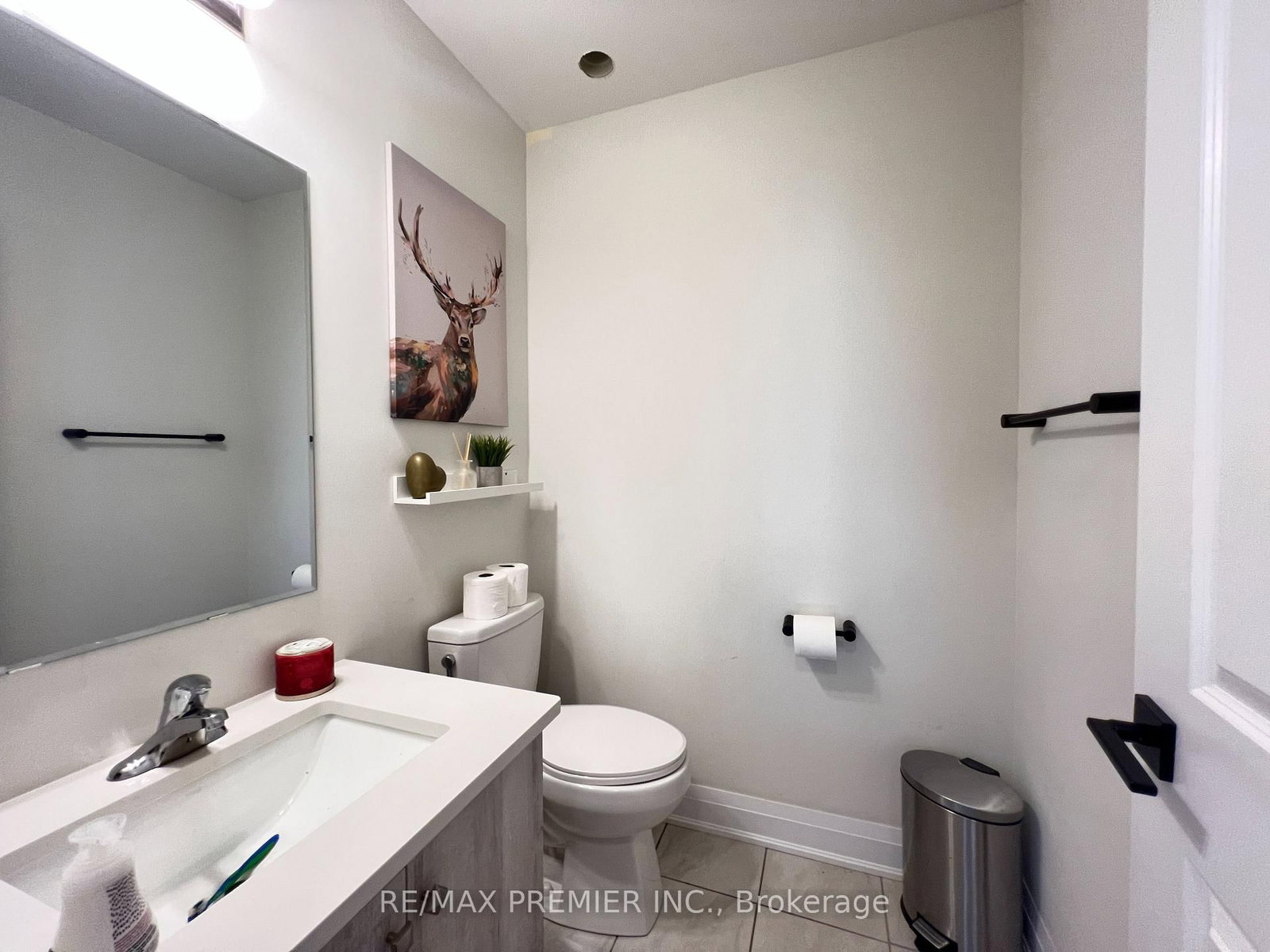 28 Petch Avenue • Caledon, ON photo 9