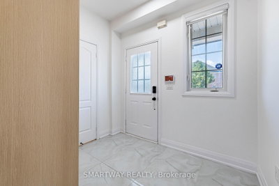 38 Lockburn Crescent — photo 5