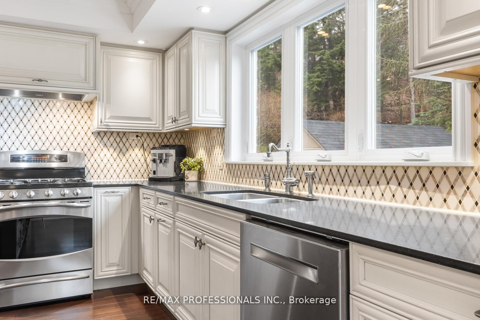 164 Morningside Avenue • Toronto, ON photo 18