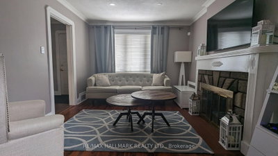 342 Whitmore Toronto,ON M6E 2N4 — Photo 11