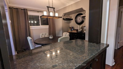 342 Whitmore Toronto,ON M6E 2N4 — Photo 6