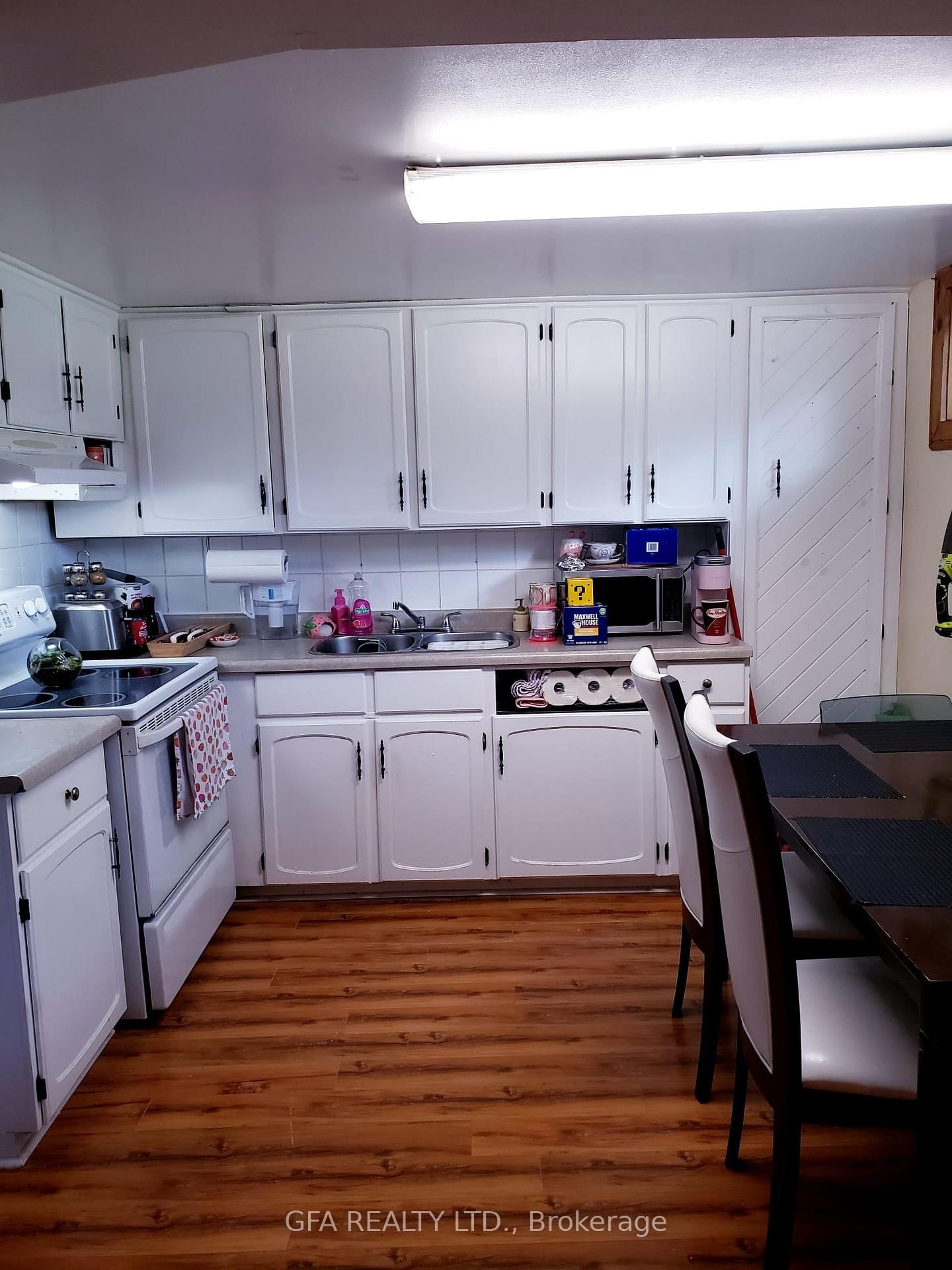 30 Reigate Brampton,ON L6V 2E3 — Photo 8