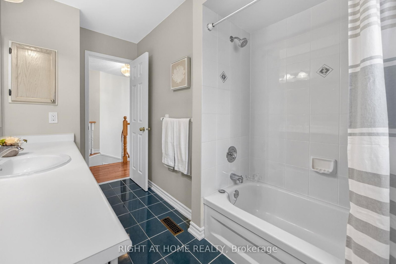 17 Eaton Street • Halton Hills, ON photo 25