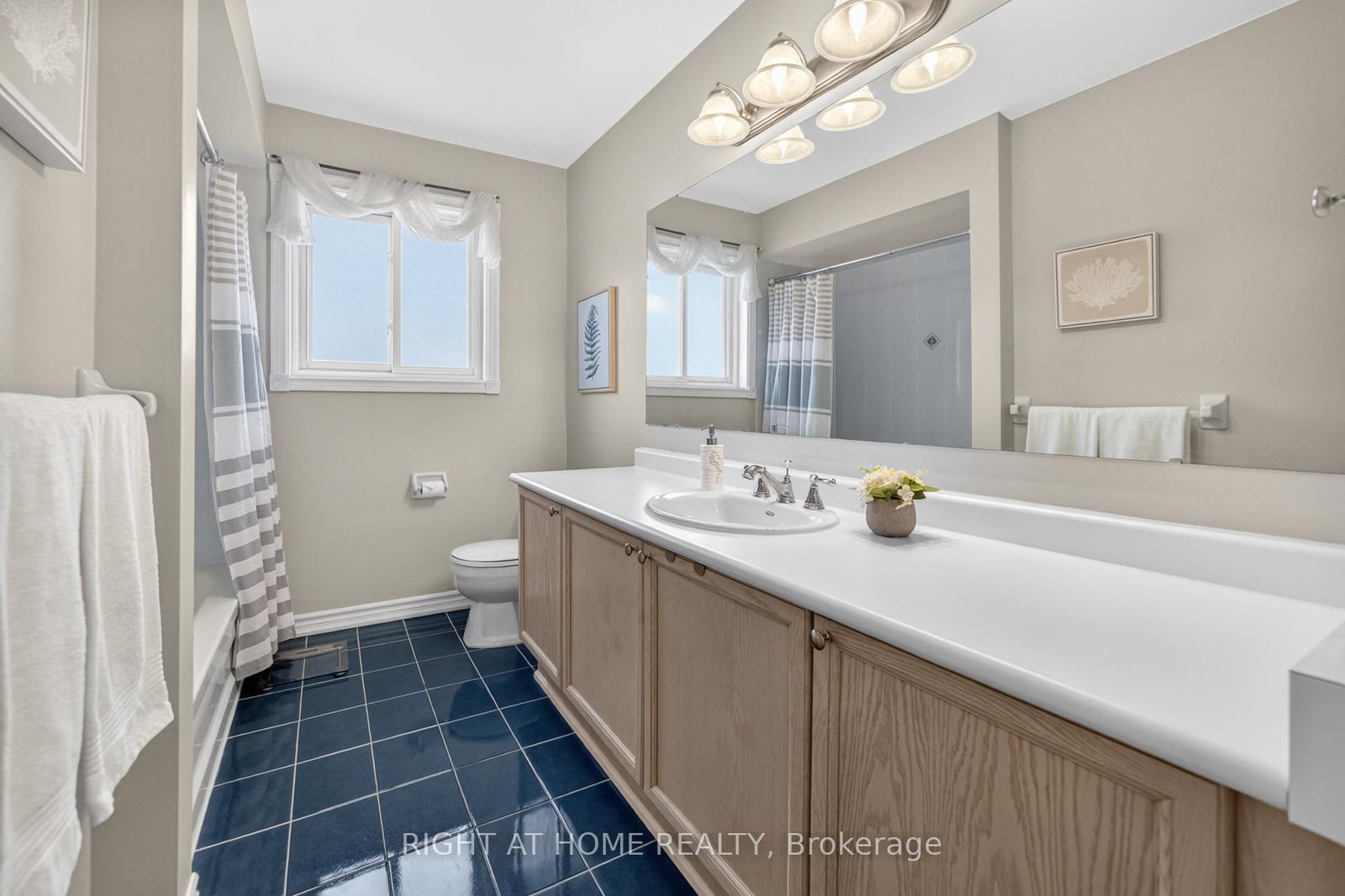 17 Eaton Street • Halton Hills, ON photo 26