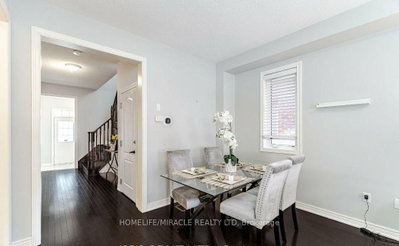 9 Humberstone Crescent — photo 4