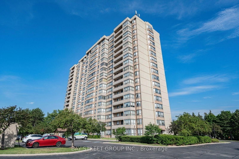 home for sale on 306-10 Malta Avenue