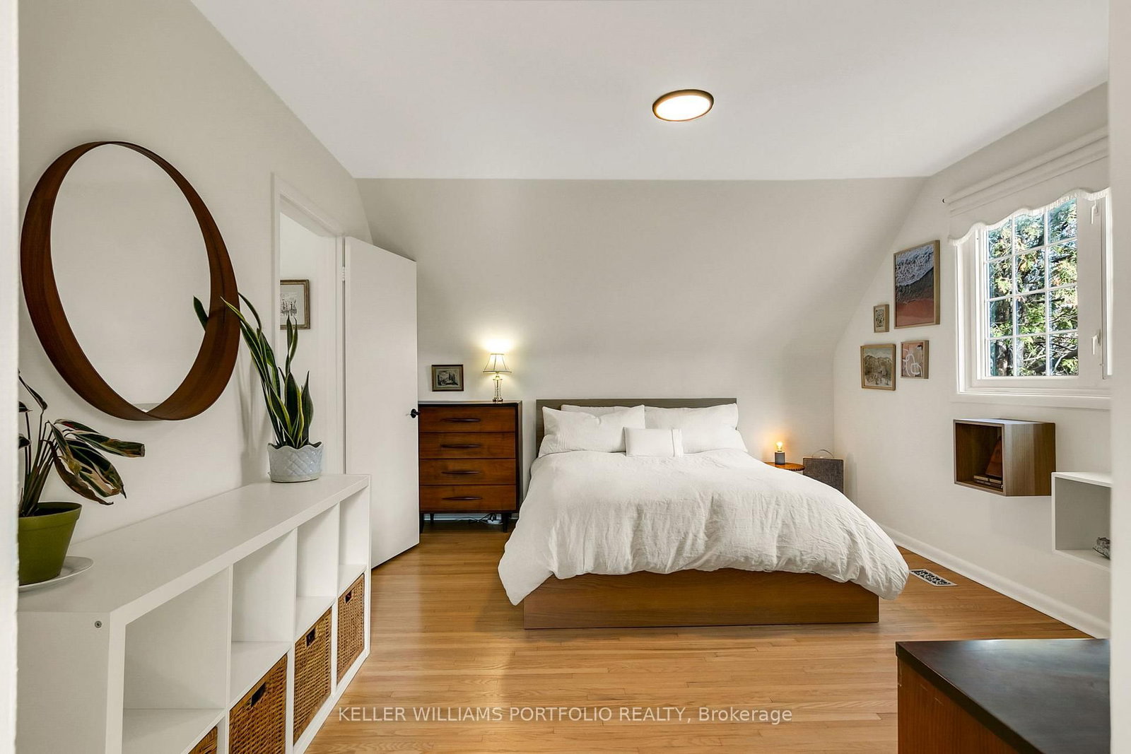 88 Sabrina Dr Drive • Toronto, ON photo 18