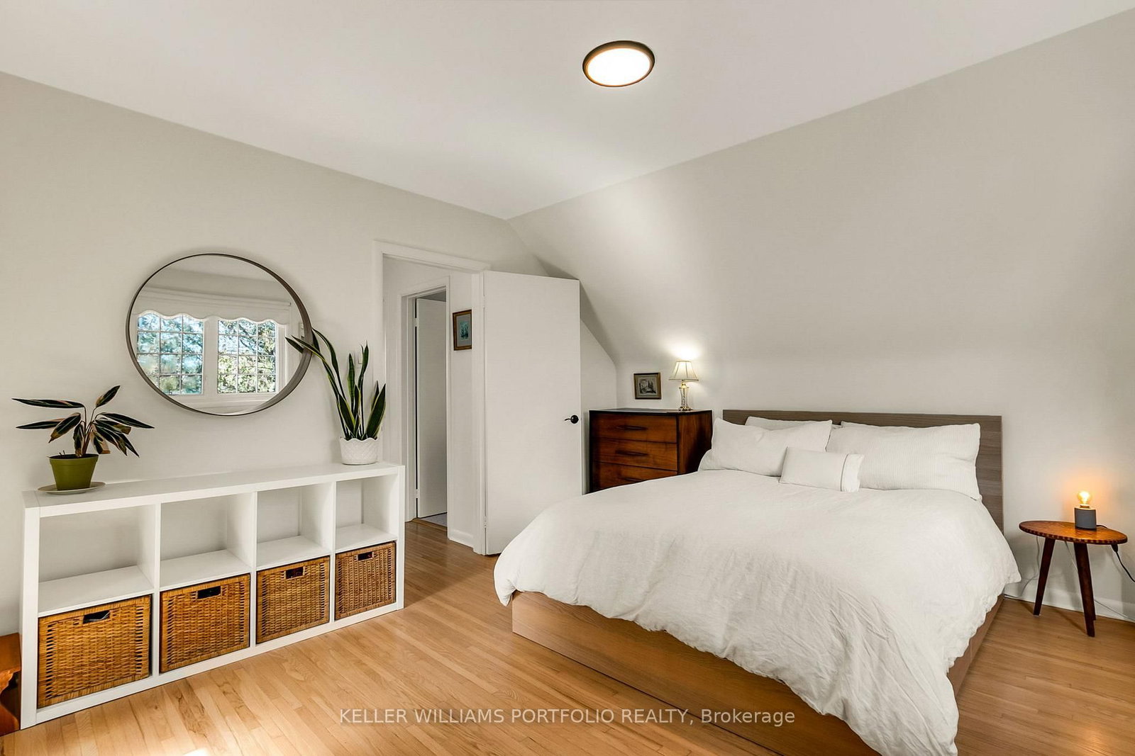 88 Sabrina Dr Drive • Toronto, ON photo 19