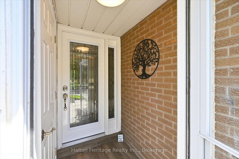 8 - 459 Woodview Road