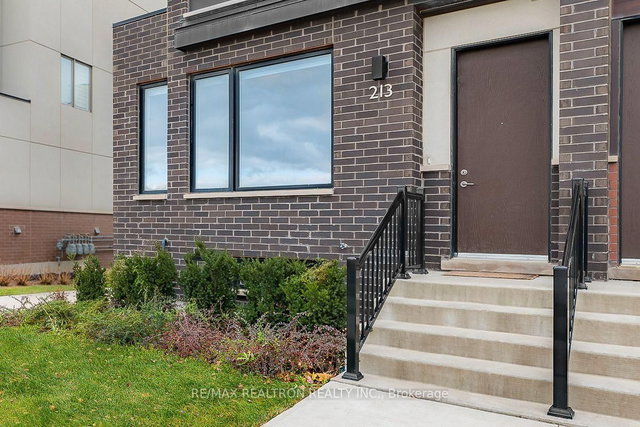 213 Downsview Park Boulevard