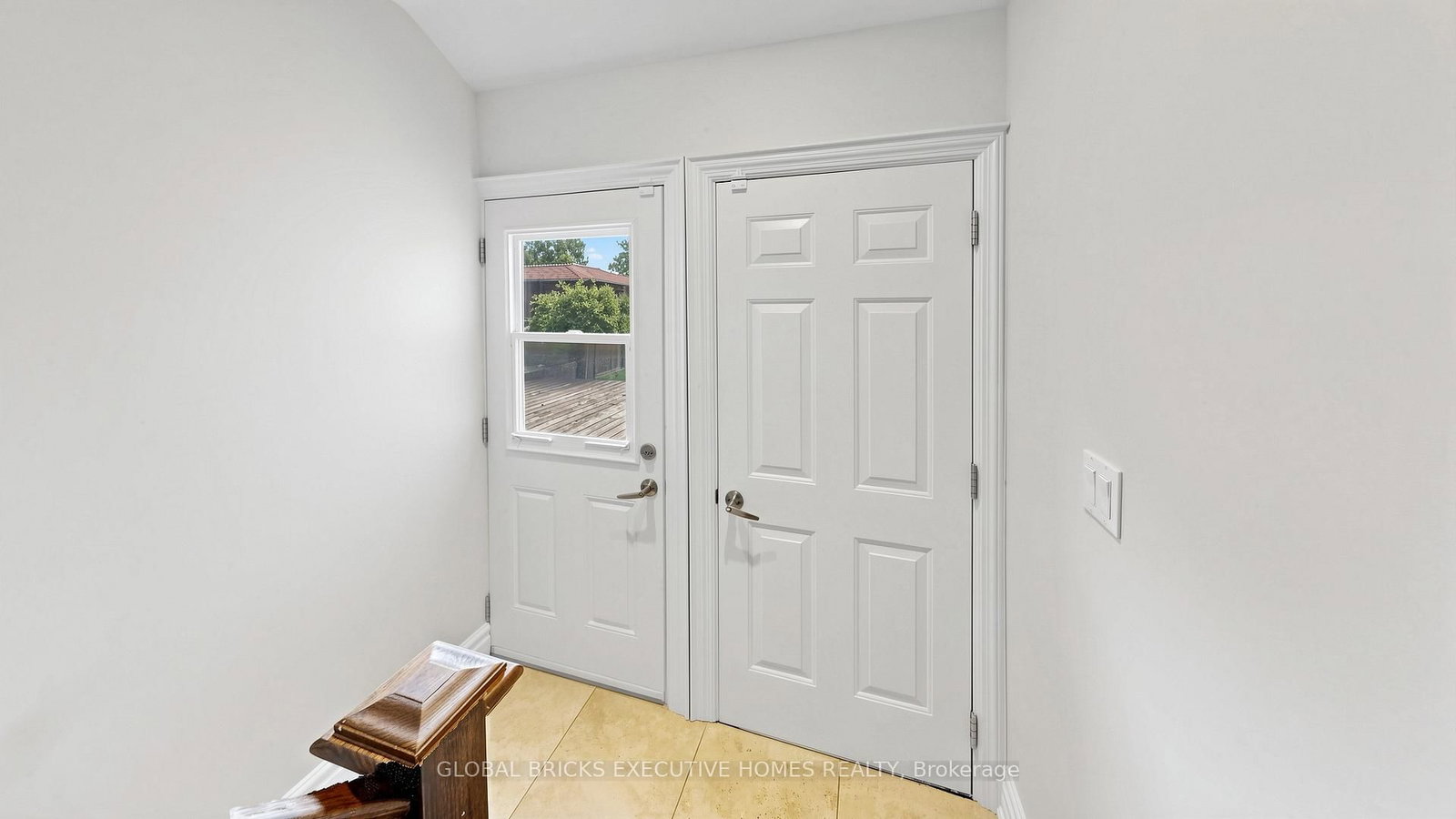 33 Ann Street • Halton Hills, ON photo 32